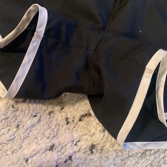 NIKE RUNNING SHORTS - Picture 4 of 5